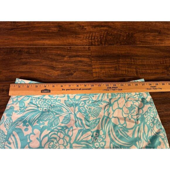TALBOTS Tropical Shorts 5” In Baby Blue Scalloped Hem Women’s Size 10 - Picture 5 of 5